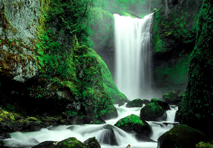 Spukt alten Brunnen der Jugend Ritual Leben Vitalität Schönheit Charisma Energie — Khodam Djinn