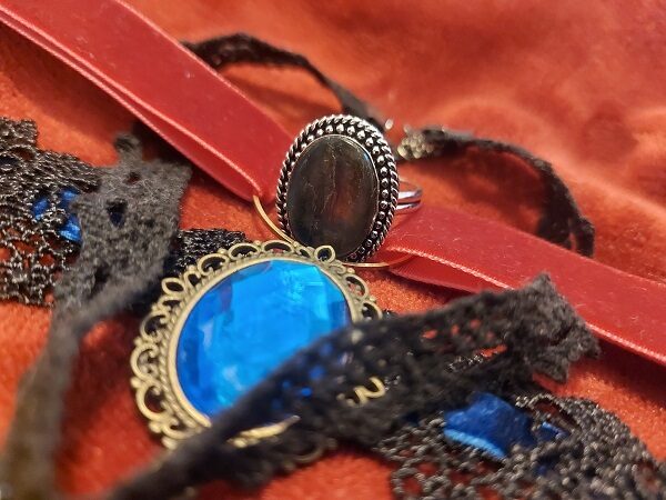 Khodam Djinn — HAUNTED RING OF THE BLACK ROSE ~ WISHES ~ DJINN / JINN / GENIE ~ SPELL ~ — image 1