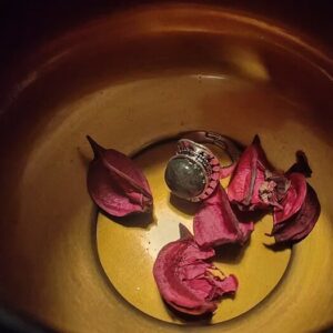 HAUNTED RING OF GOLDEN GREEN WEALTH ~ JINN / DJINN / GENIE ~ IFRIT ~ Khodam Djinn~ — Khodam Djinn